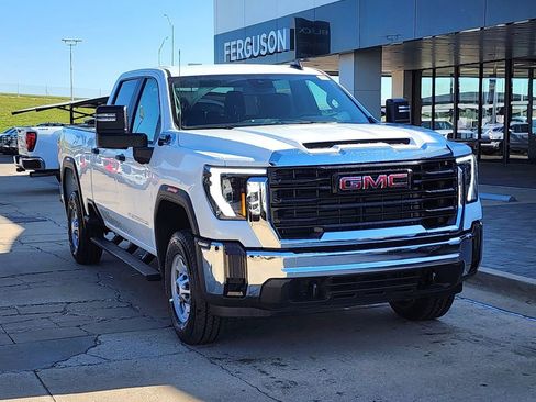 New 2026 GMC Sierra 2500 Pro AWD/4WD image 1