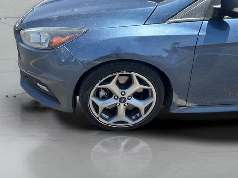 Used 2018 Ford Focus ST FWD image 38