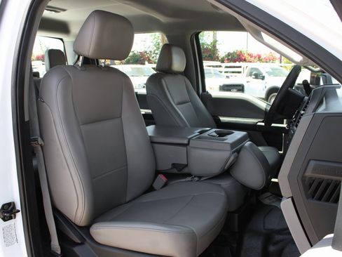 Used 2019 Ford F350 XL w/ Power Equipment Group image 34