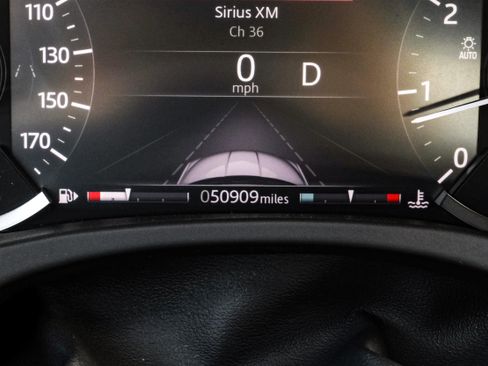 Used 2020 Jaguar XE S image 20