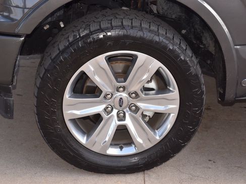 Used 2020 Ford F150 Platinum w/ Equipment Group 701A Luxury image 42