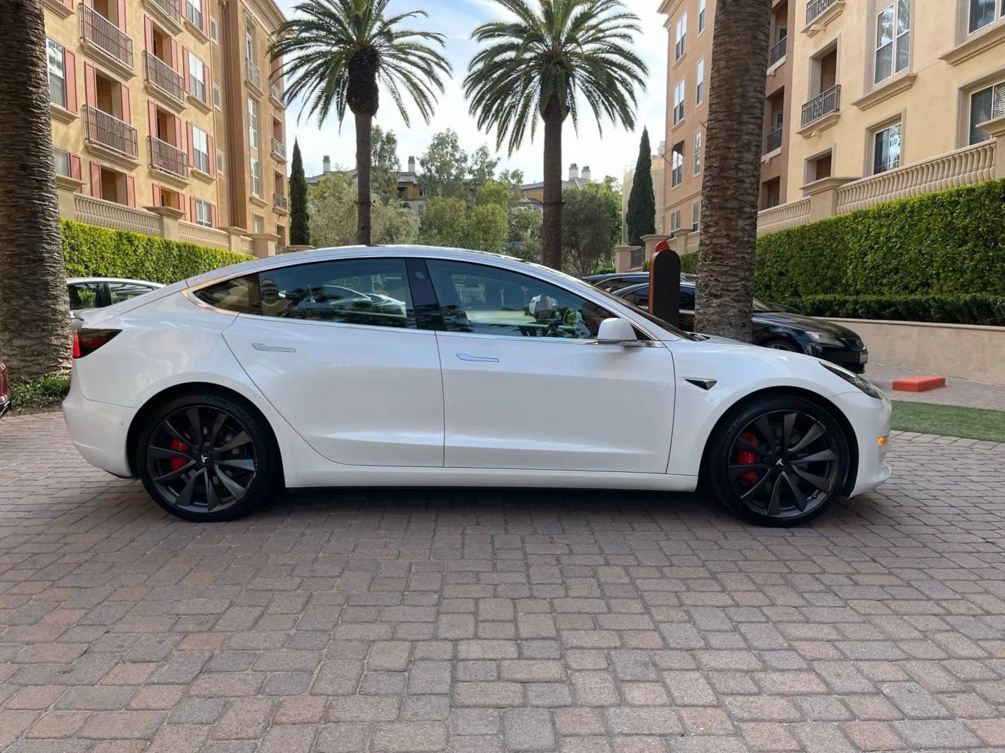 Used 2020 Tesla Model 3 Performance AWD/4WD image 7