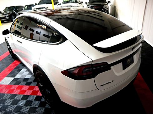 Used 2017 Tesla Model X 100D AWD/4WD image 8
