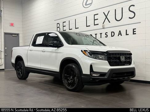 Used 2026 Honda Ridgeline Black Edition image 2