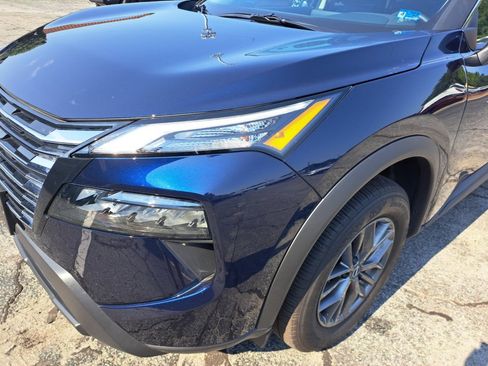 Used 2026 Nissan Rogue SV AWD/4WD image 27