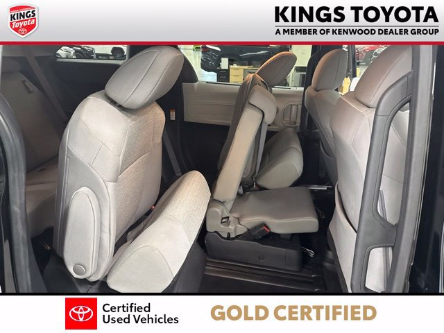 Certified 2025 Toyota Sienna LE FWD image 13