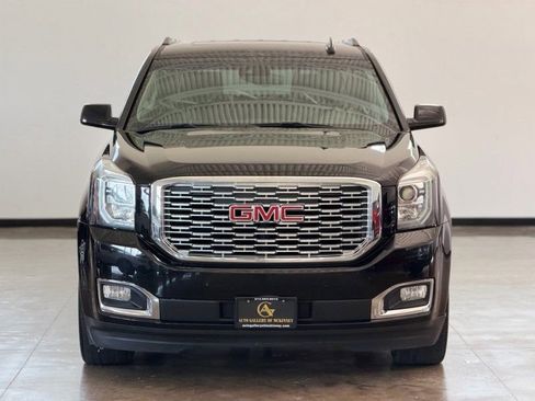 Used 2019 GMC Yukon XL Denali w/ Open Road Package AWD/4WD image 2