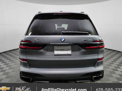 Used 2025 BMW X7 xDrive40i w/ M Sport Package AWD/4WD image 31