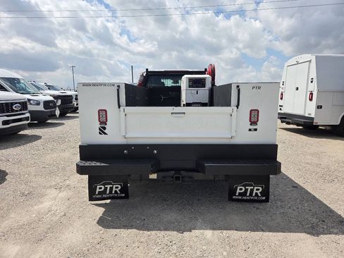 Used 2024 Chevrolet Silverado 3500 W/T w/ Snow Plow Prep Package AWD/4WD image 6