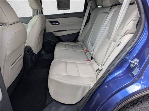 Used 2021 Nissan Rogue SL w/ Premium Package AWD/4WD image 17