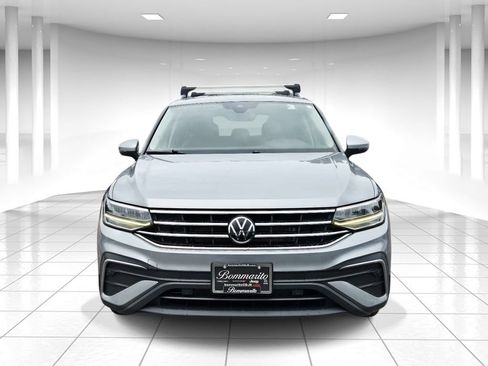 Used 2022 Volkswagen Tiguan SE AWD/4WD image 8