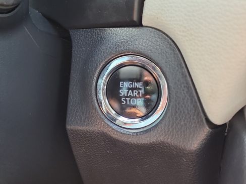 Used 2024 Toyota RAV4 XLE w/ Convenience Package FWD image 30