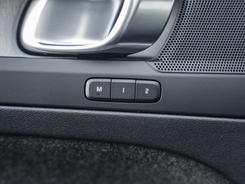 New 2026 Volvo XC40 B5 Plus w/ Protection Package Premier image 40