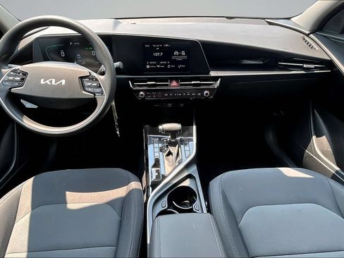 Used 2026 Kia Niro LX FWD image 6