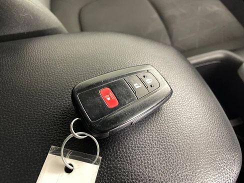 Used 2023 Toyota RAV4 XLE image 46