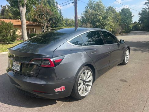 Used 2020 Tesla Model 3 Standard Range Plus image 7