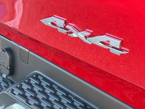 New 2026 RAM 1500 Laramie AWD/4WD image 37