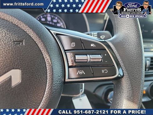 Used 2023 Kia Forte LXS FWD image 7