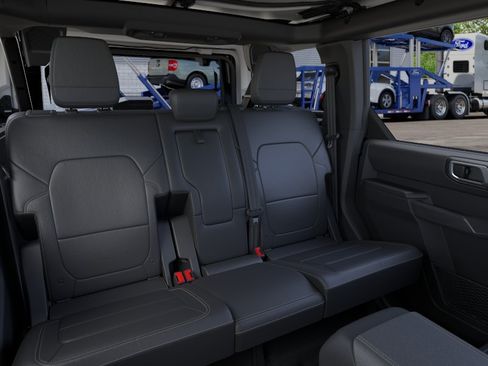 New 2026 Ford Bronco Badlands AWD/4WD image 11
