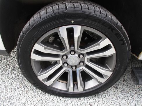 Used 2019 GMC Yukon XL Denali w/ Denali Ultimate Package AWD/4WD image 39