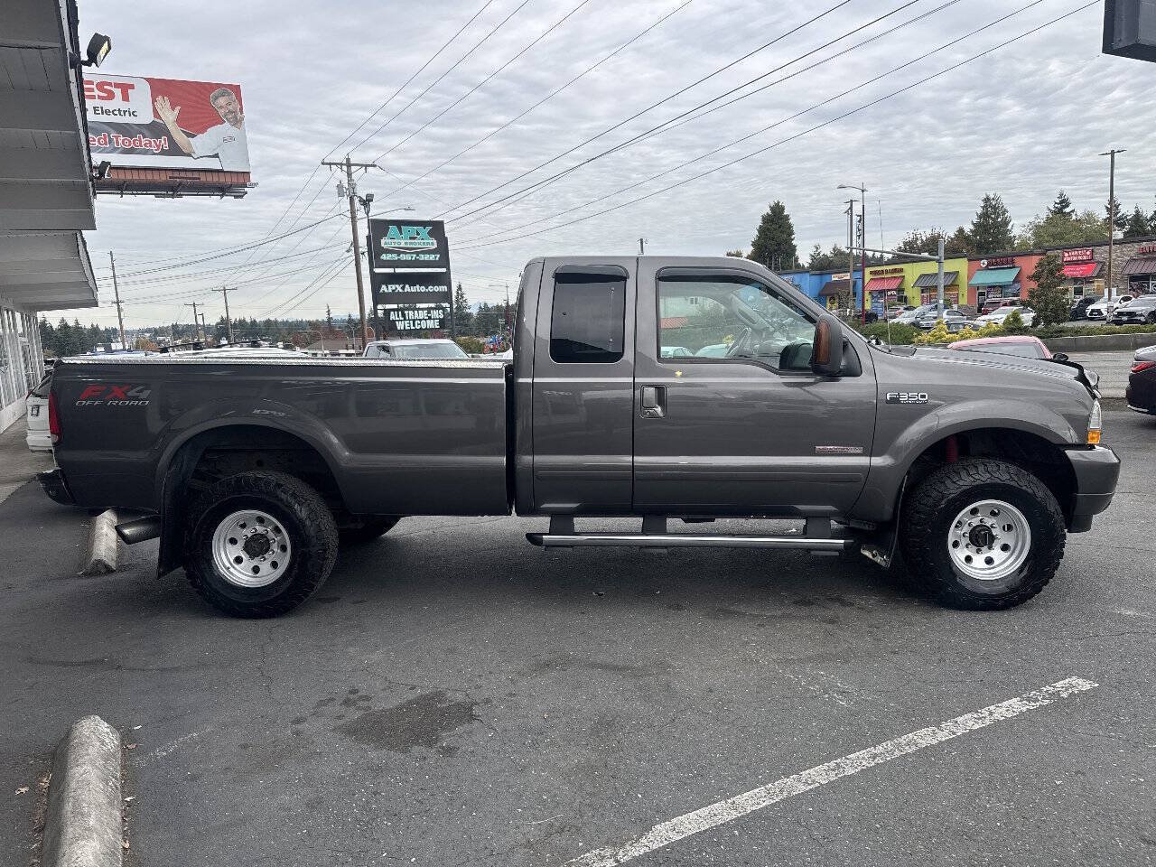 Used 2004 Ford F350 XLT AWD/4WD image 8