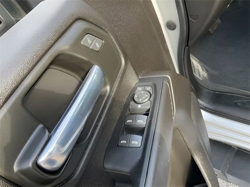 Used 2023 Chevrolet Silverado 2500 Custom w/ Custom Convenience Package image 7