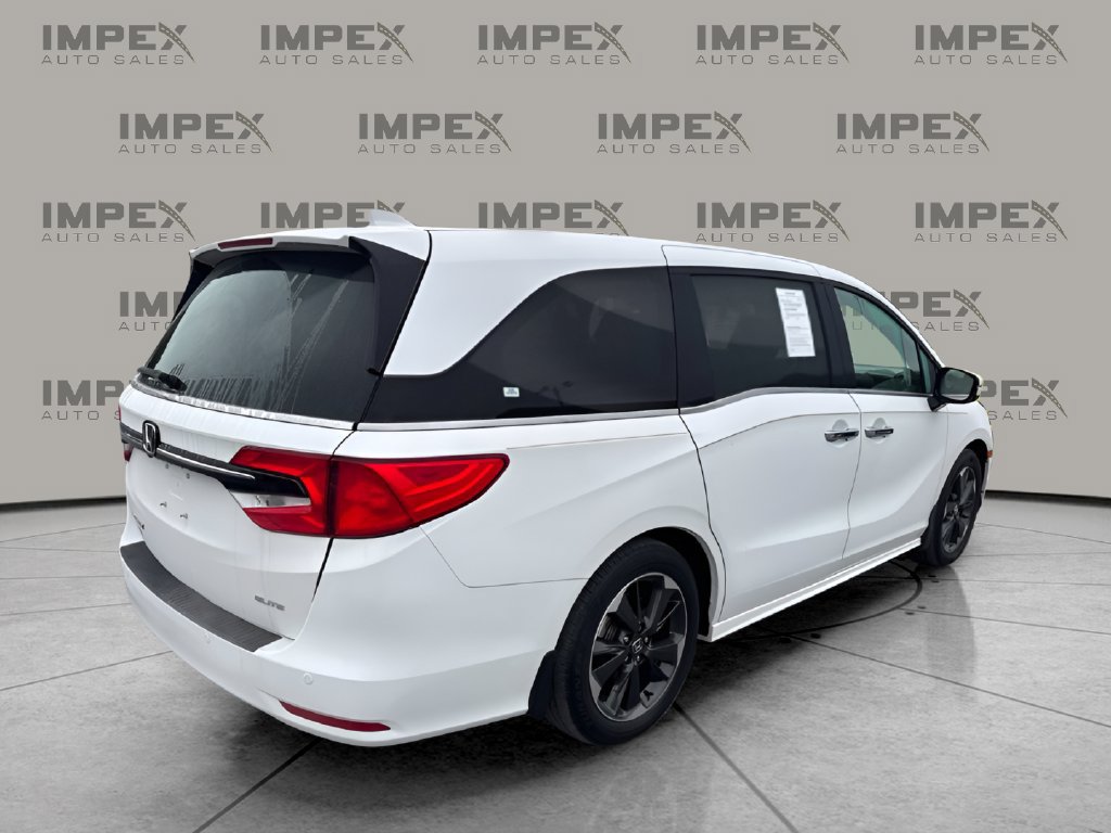 Used 2023 Honda Odyssey Elite image 5