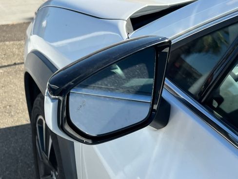 Used 2021 Lexus UX 200 w/ Accessory Package (Z1) FWD image 8