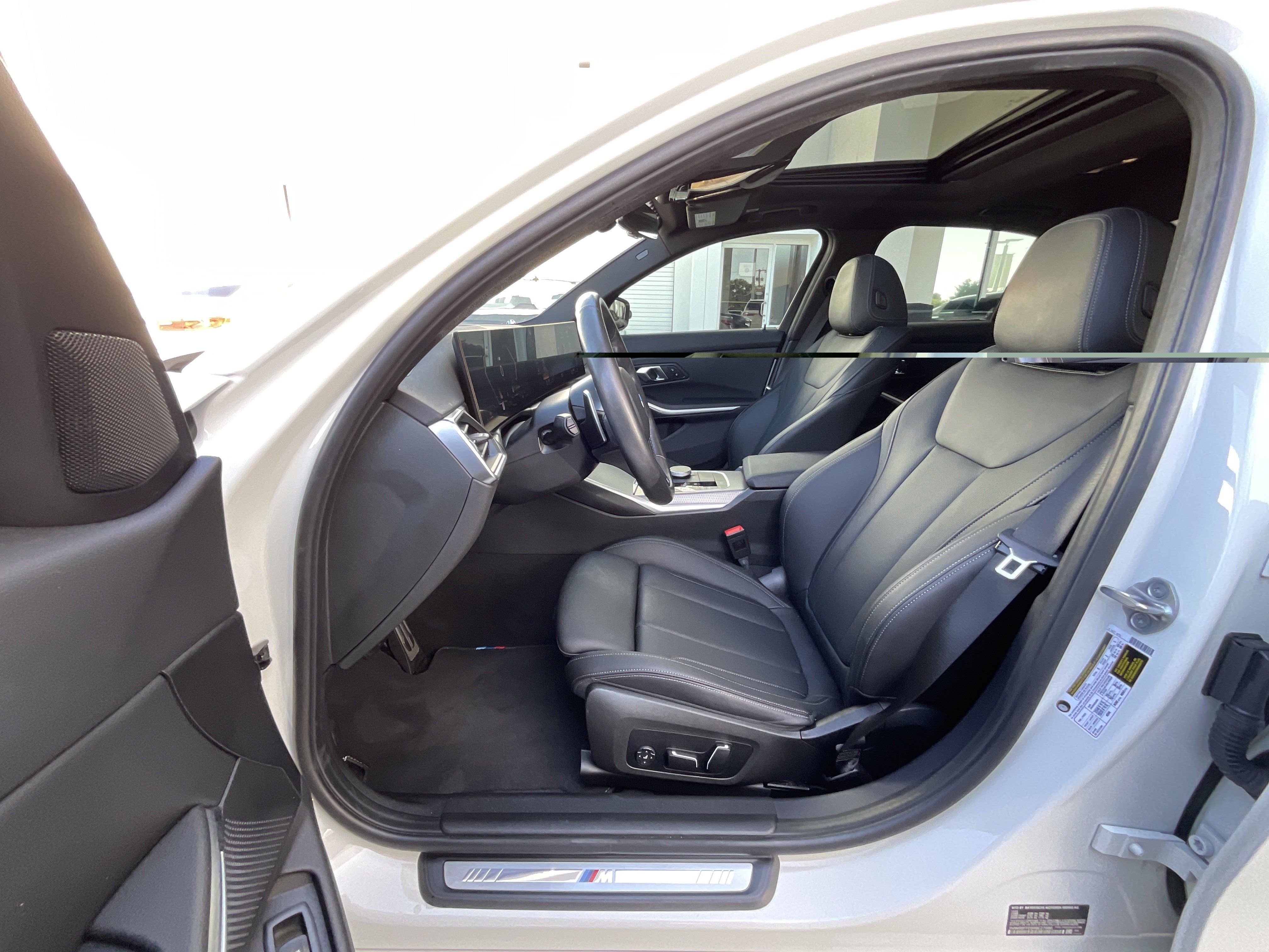 Certified 2024 BMW 330i Sedan w/ M Sport Package RWD image 10
