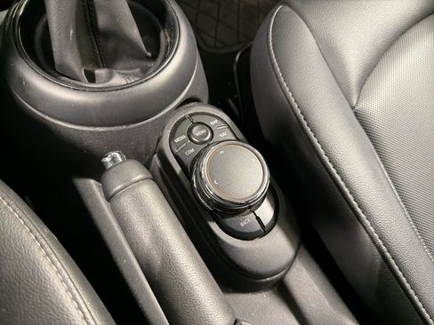 Used 2019 MINI Cooper Convertible FWD image 19