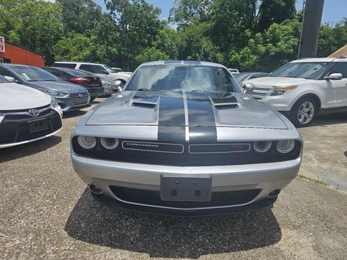 Used 2015 Dodge Challenger R/T w/ Quick Order Package 28B R/T RWD image 5