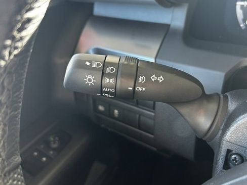 Used 2024 Toyota Tacoma TRD Off-Road image 17