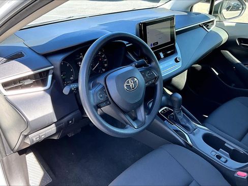 Certified 2025 Toyota Corolla LE image 17