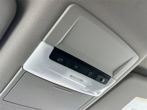 Certified 2023 Nissan Rogue S image 15