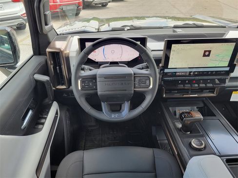 New 2025 GMC Hummer EV 2X image 32