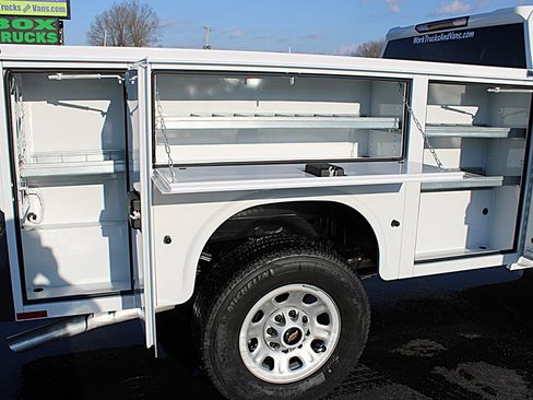 Used 2024 Chevrolet Silverado 3500 W/T w/ WT Convenience Package image 10