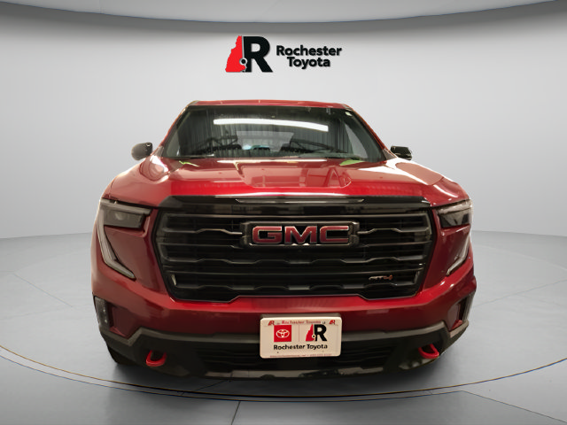 Used 2025 GMC Acadia AT4 w/ Luxury Package AWD/4WD image 2