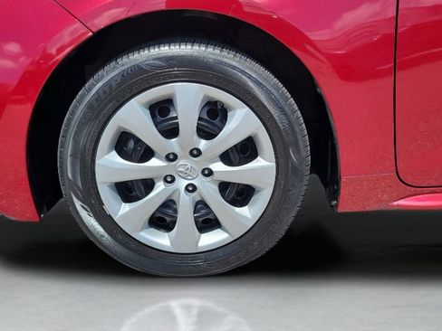 Used 2022 Toyota Corolla LE FWD image 22