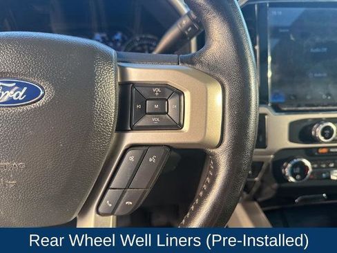 Certified 2022 Ford F250 Lariat w/ Black Appearance Package image 17