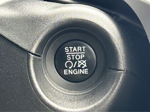 Used 2017 FIAT 500X Pop image 19