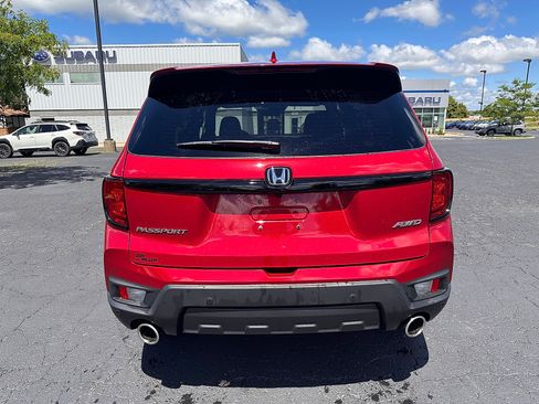 Used 2025 Honda Passport EX-L image 4