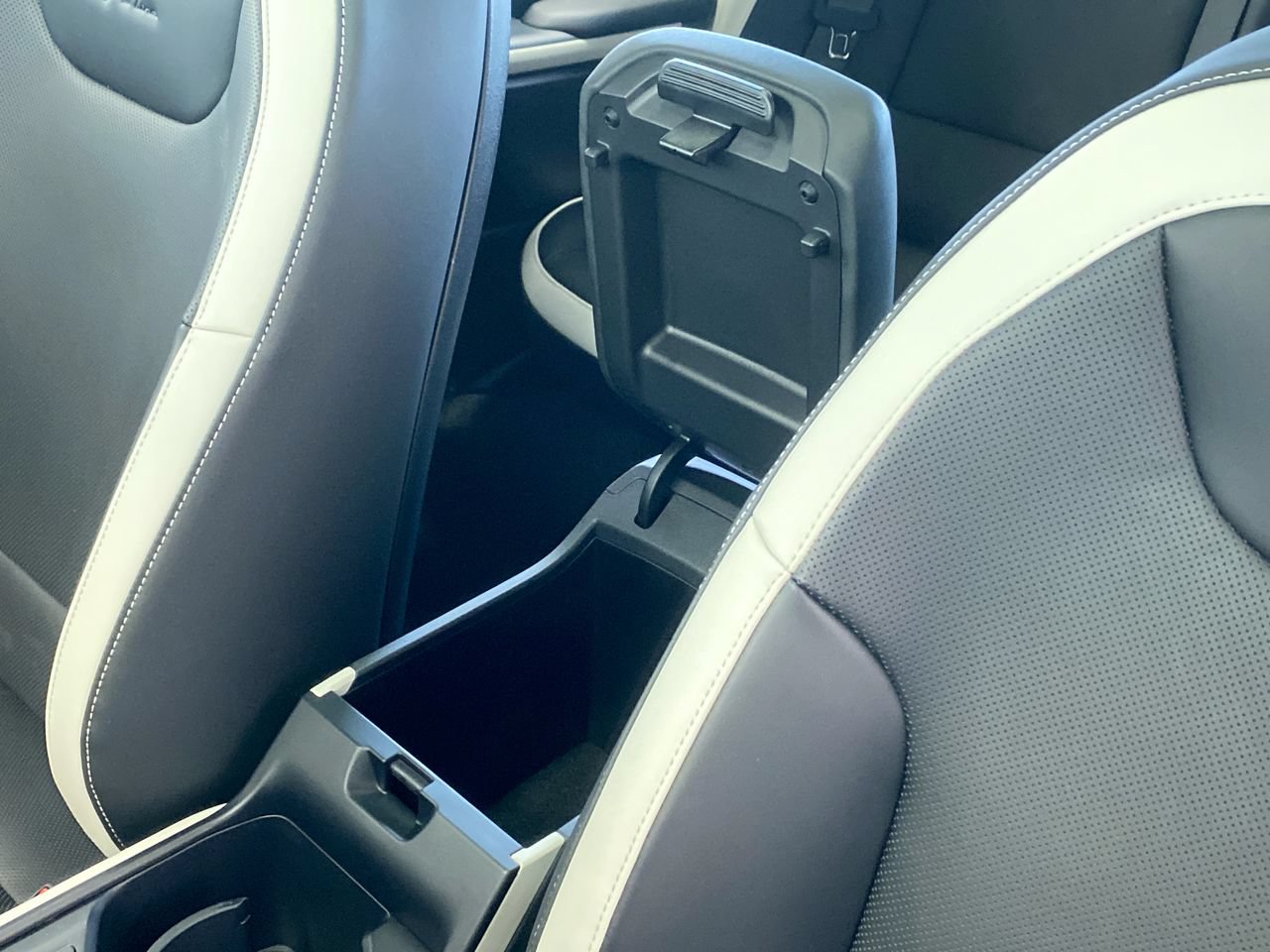 Certified 2026 Kia K4 GT-Line w/ GT-Line Sunroof Package FWD image 28