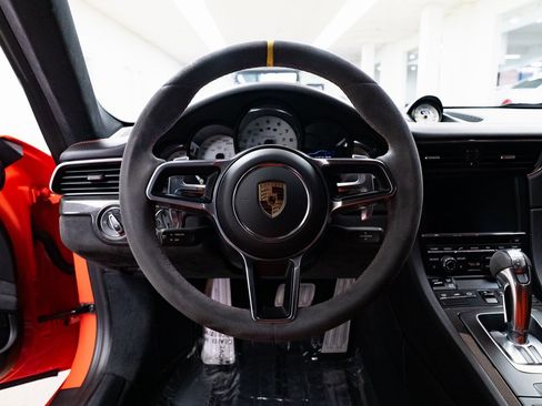 Used 2016 Porsche 911 GT3 RS image 11