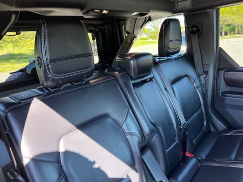 Used 2025 Ford Bronco Outer Banks AWD/4WD image 34