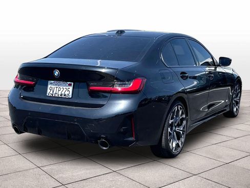 Used 2025 BMW 330i Sedan w/ M Sport Package RWD image 9