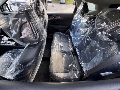 New 2025 Kia Sportage EX image 19