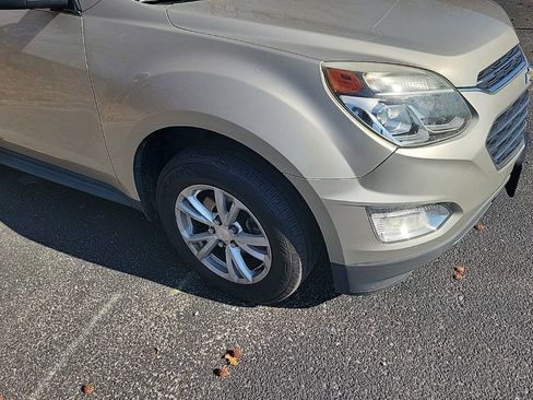 Used 2016 Chevrolet Equinox LT w/ Convenience Package image 4