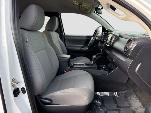 Used 2020 Toyota Tacoma SR image 25