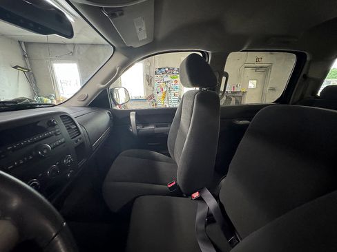 Used 2008 GMC Sierra 1500 SLE w/ Texas Edition RWD image 5