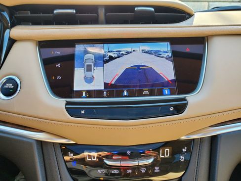 Used 2023 Cadillac XT5 Sportv w/ Platinum Package image 35